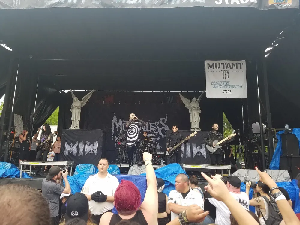 Motionless In White