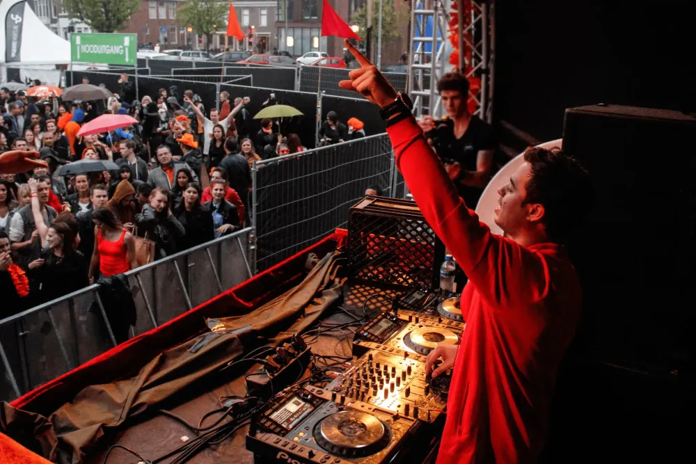 Quintino en concert au King's Day de Groningen, 2014